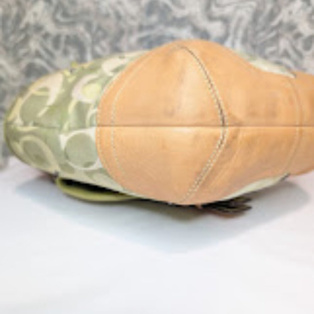 Coach Soho Optic Ladybug Handbag Signature Canvas Vintage RARE - Picture 5 of 15